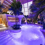 Center Parcs Les Trois Forets 4*