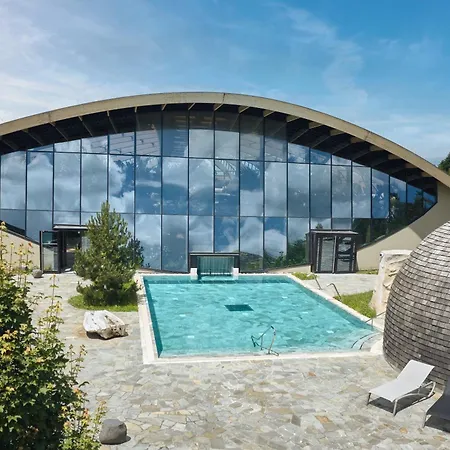 Center Parcs Les Trois Forets 4*