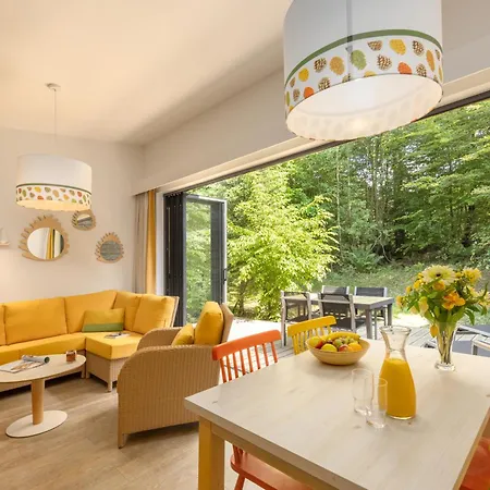 Center Parcs Les Trois Forets 3* 阿蒂尼