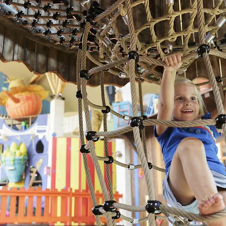 Center Parcs Les Trois Forets Üdülőpark