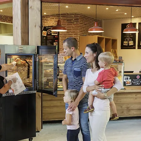 Vakantiepark Center Parcs Les Trois Forets 4*