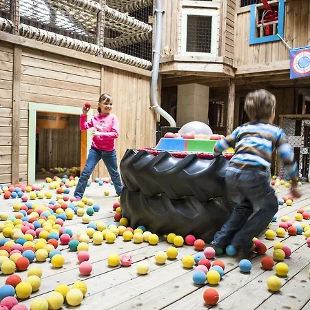 Holiday park Center Parcs Les Trois Forets