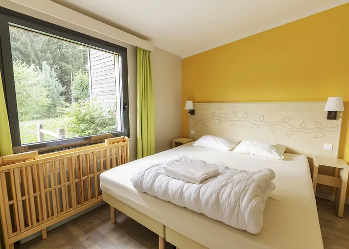 Center Parcs Les Trois Forets 4* 阿蒂尼