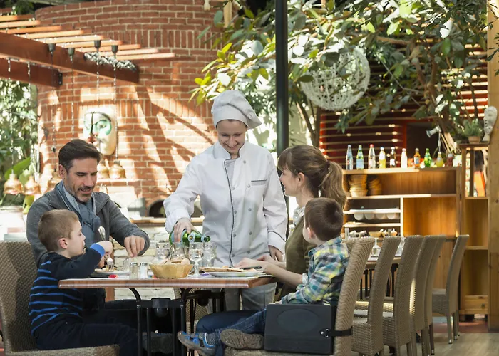 Center Parcs Les Trois Forets 假日公园 4*